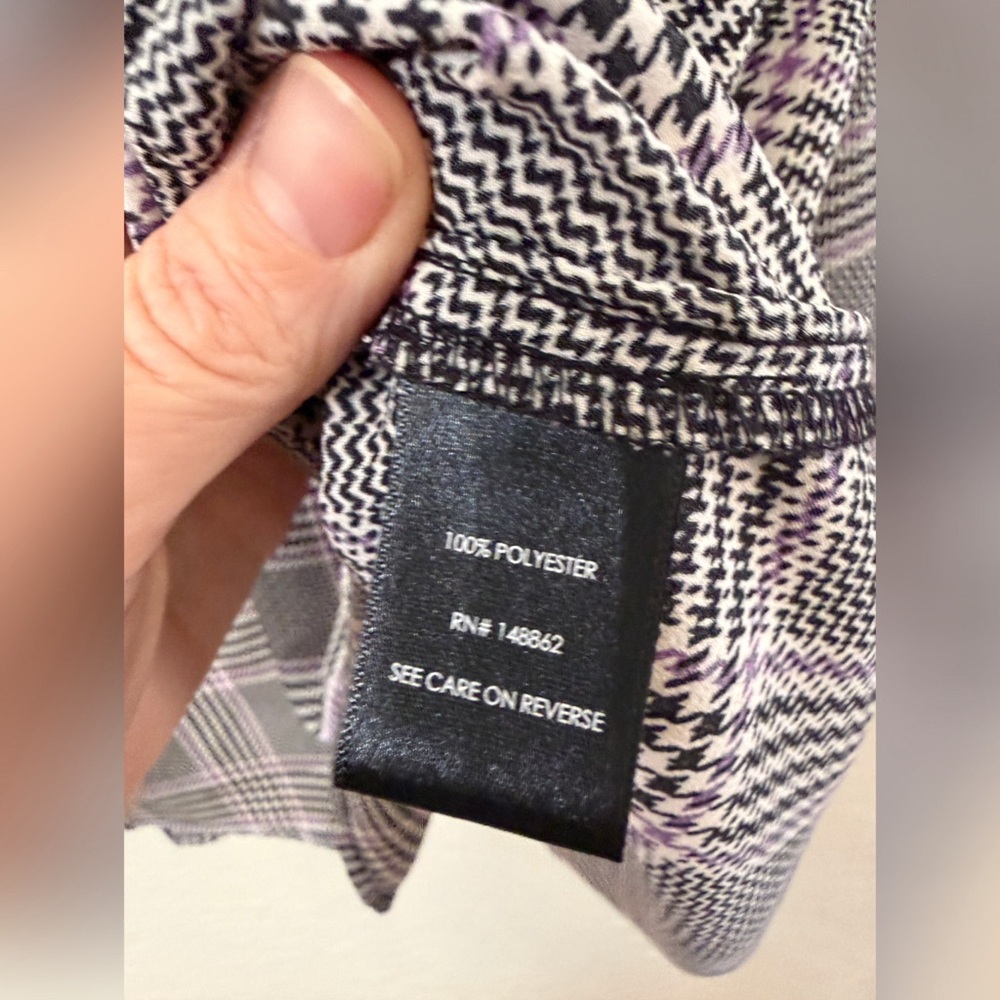 Torrid - Studio Bubble Satin Bow Tie Blouse - Glen Plaid - 4 - Picture 8 of 10